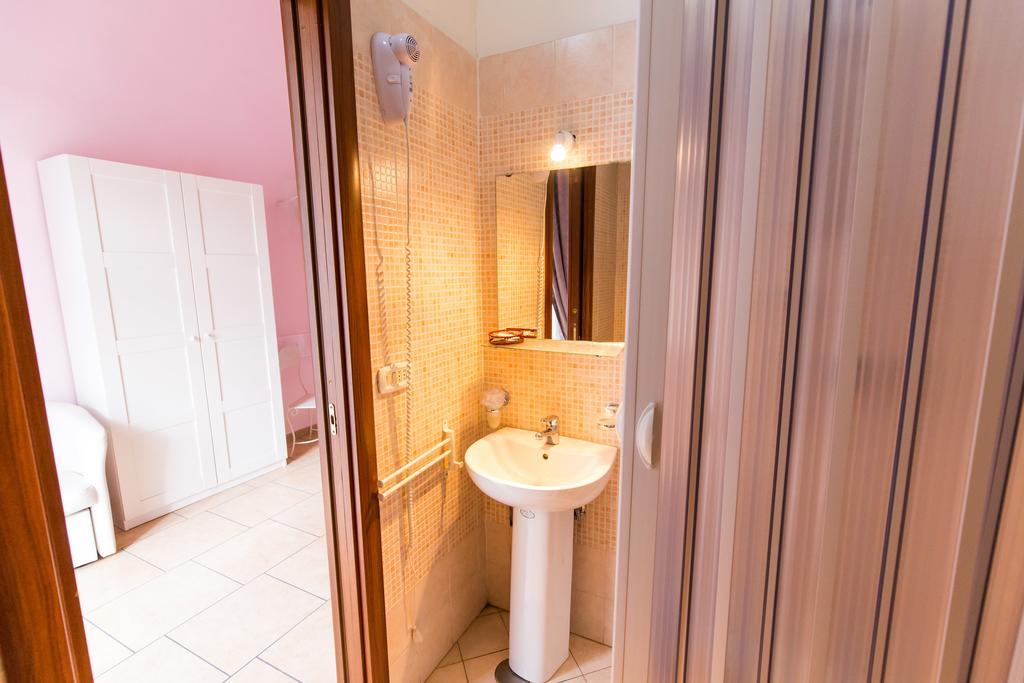 B&B Room 116 Napoli Dış mekan fotoğraf